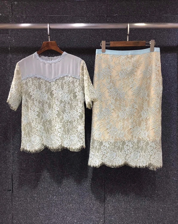 

2021 Новый женский модный кружевной топ с коротким рукавом и круглым вырезом + кружевная юбка 515