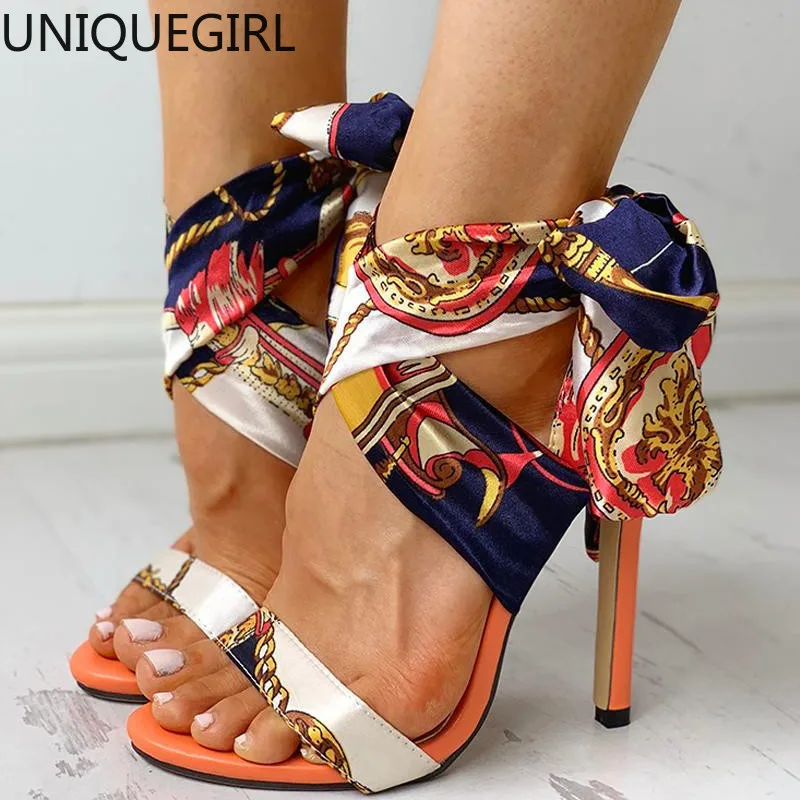 Летние женские туфли на высоком каблуке прозрачные босоножки для сцены