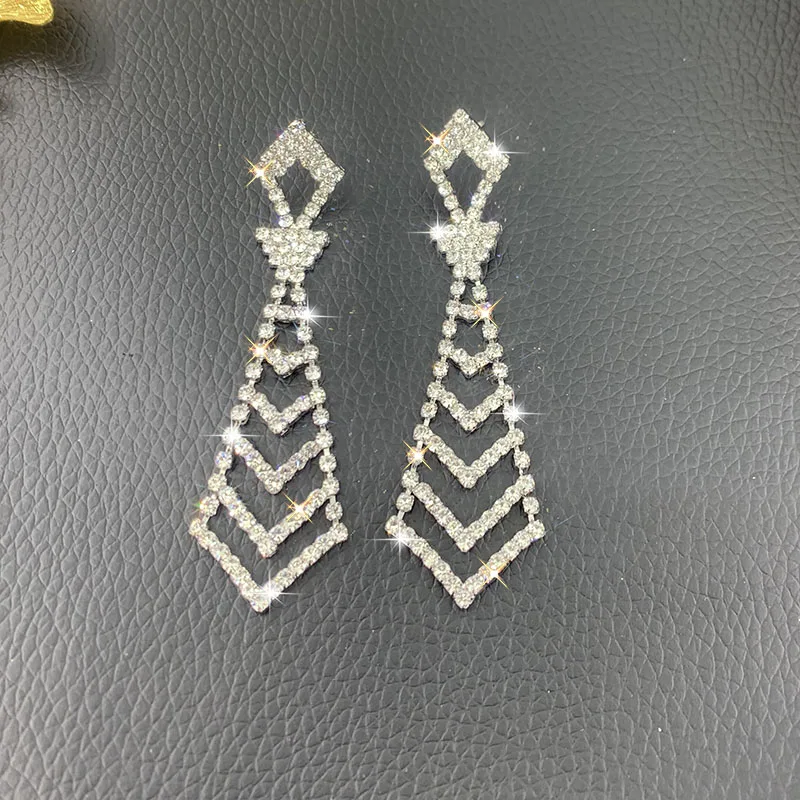 Фото JXCUL блестящие серьги с геометрическим кристаллом для женщин, Bijoux в форме галстука, висячие серьги со стразами, эффектные ювелирные изделия A426 №2