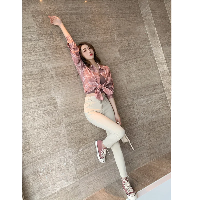 

2021 spring fashion new female fit high waist slim feet pants temperament slim all-match beige jeans