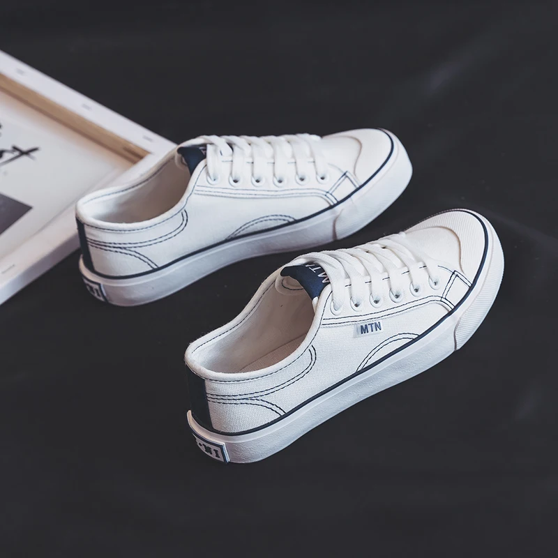 

Canvas shoes spring and summer 2021 new student board shoes fashion elegant style small white shoes women's Korean version