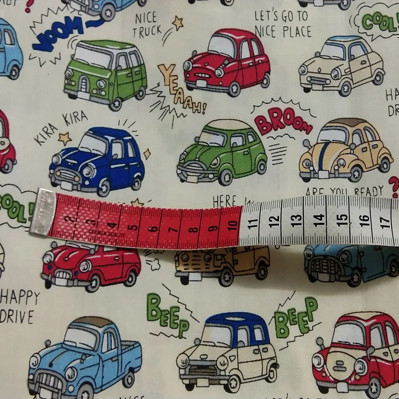 Хлопчатобумажная ткань с принтом автомобилей 50x160 см |