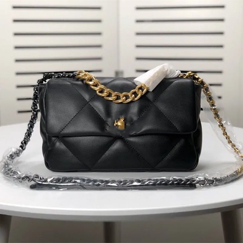

2021 new fashion shoulder bag, cross-body bag, gold and silver double color shoulder chain, soft and multi-color optional materi