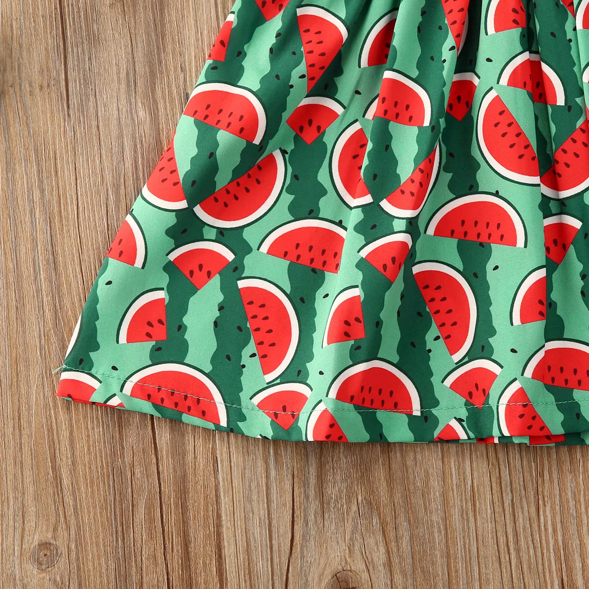 Детское платье модное с цветочным принтом в красную полоску стиле пэчворк