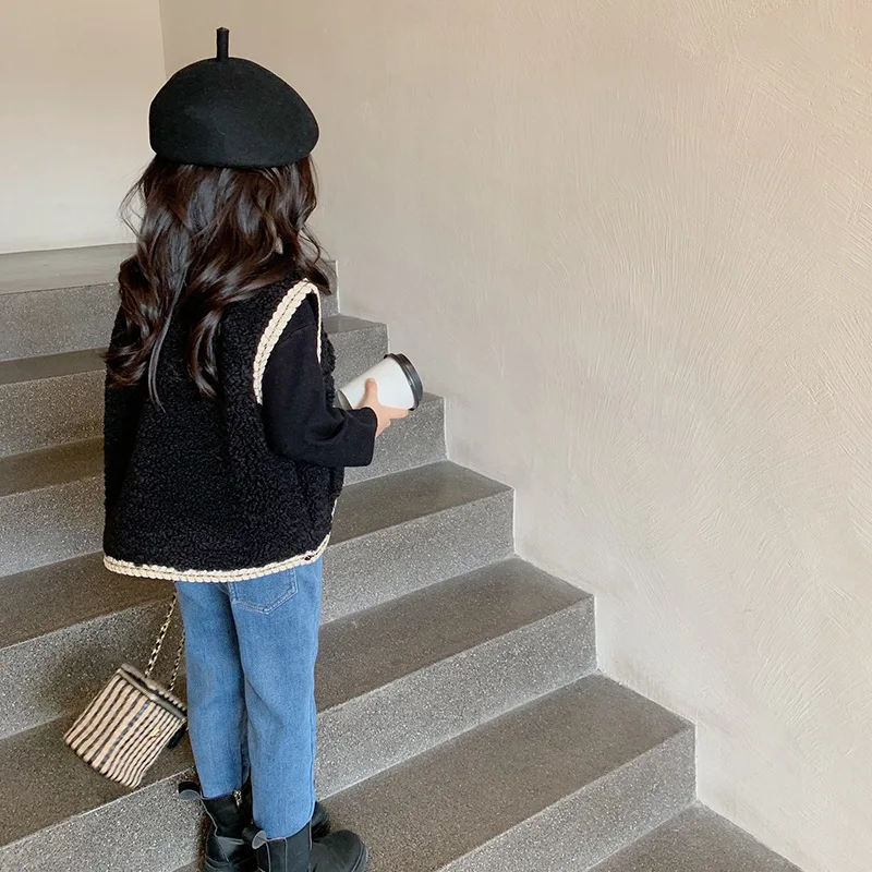 

Однобортный жилет с V-образным вырезом, из хлопка