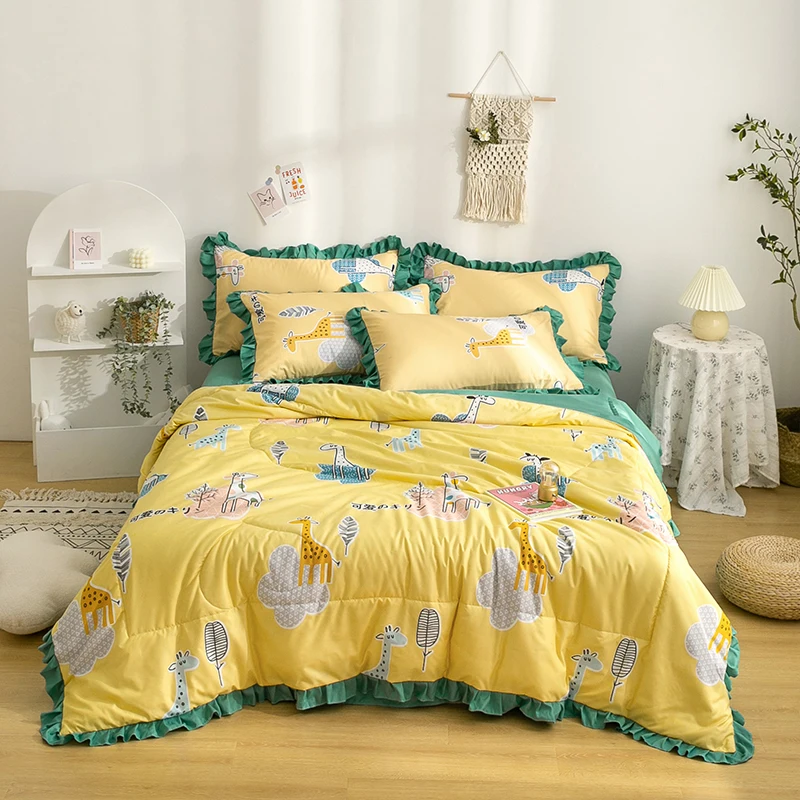 

Summer Quilted Blanket Thin Comforter Soft Bedspread Air Condition Quilt Kids Queen Adult Bed Cover 150x200 200X230CM Wholesale