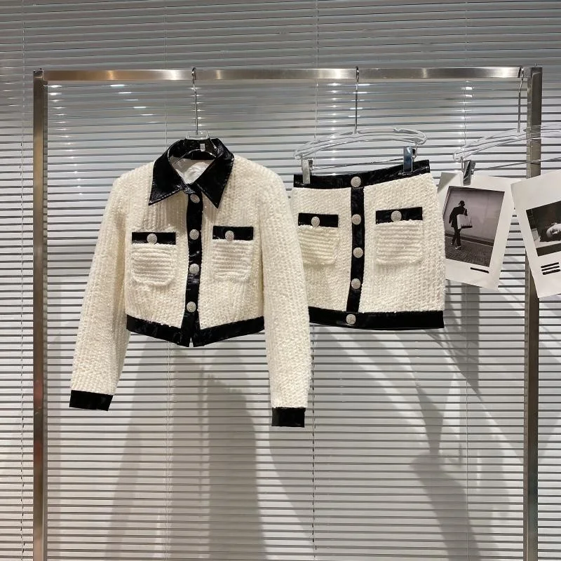 

Женский модельный костюм в стиле HIGH STREET, дизайнерский комплект из куртки и юбки с блестками и пуговицами со стразами, 2021