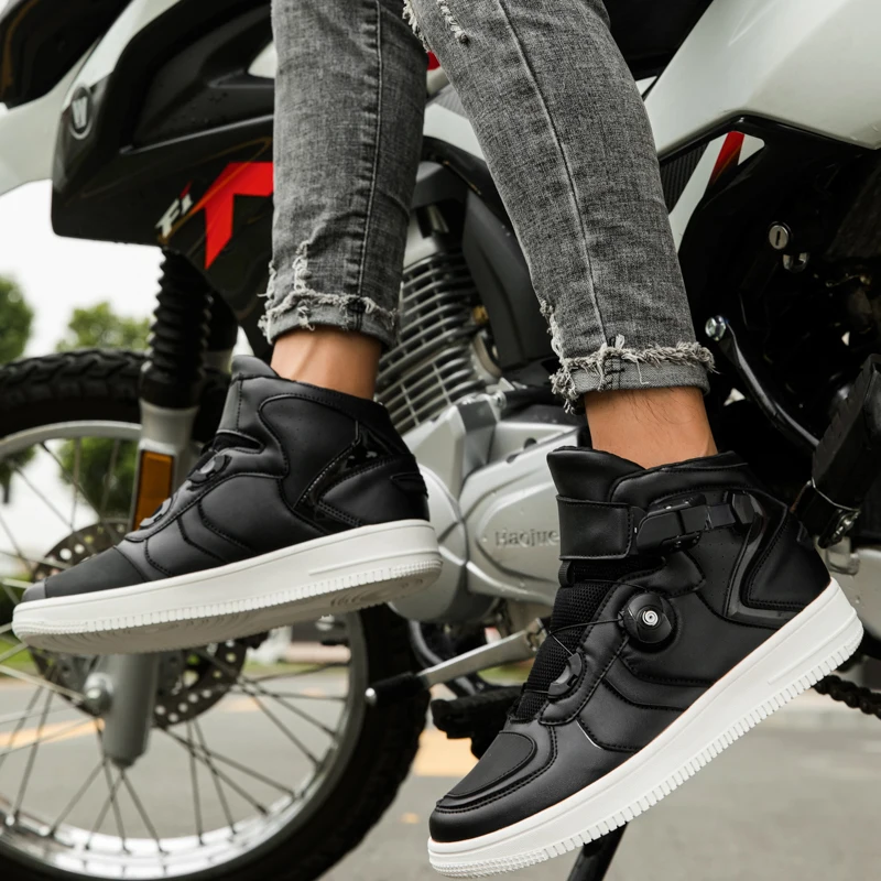 

Male Sneakers High-Top Motorcycle Boots Men's Breathable Outdoor Cycling Shoes Women's Fashion Flat Sports Shoes Botas De Moto