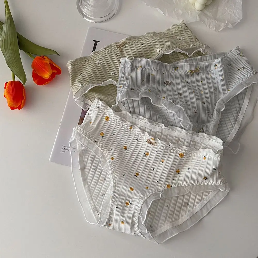 

New Lace Flower Panties For Women Sexy Ruffle Bow Mid Waist Briefs Cotton Crotch Thread Underwear Breathable Girl Underpants