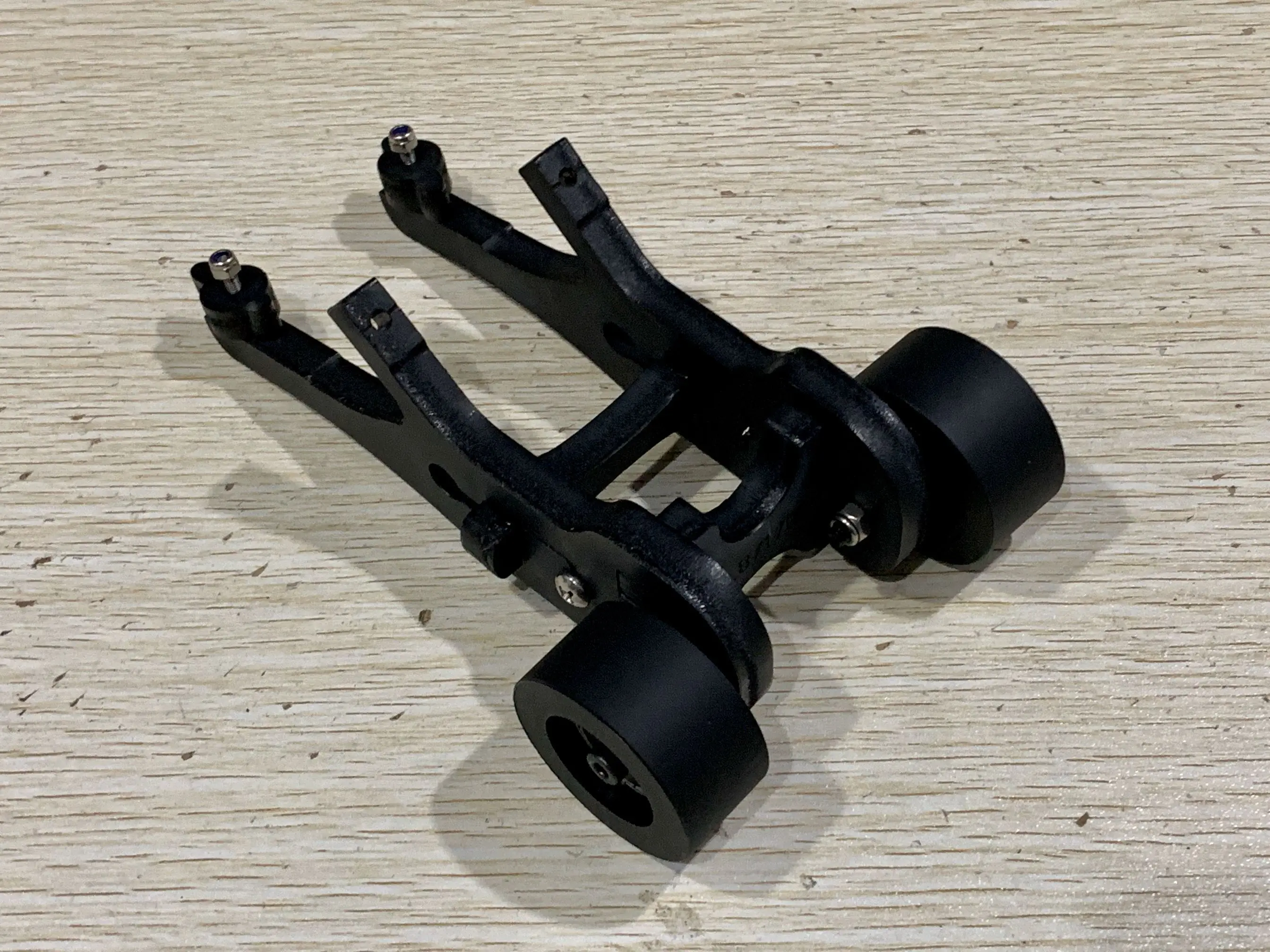 Двойная колесная шина нейлоновая подъемная головка прямая Радиоуправляемая