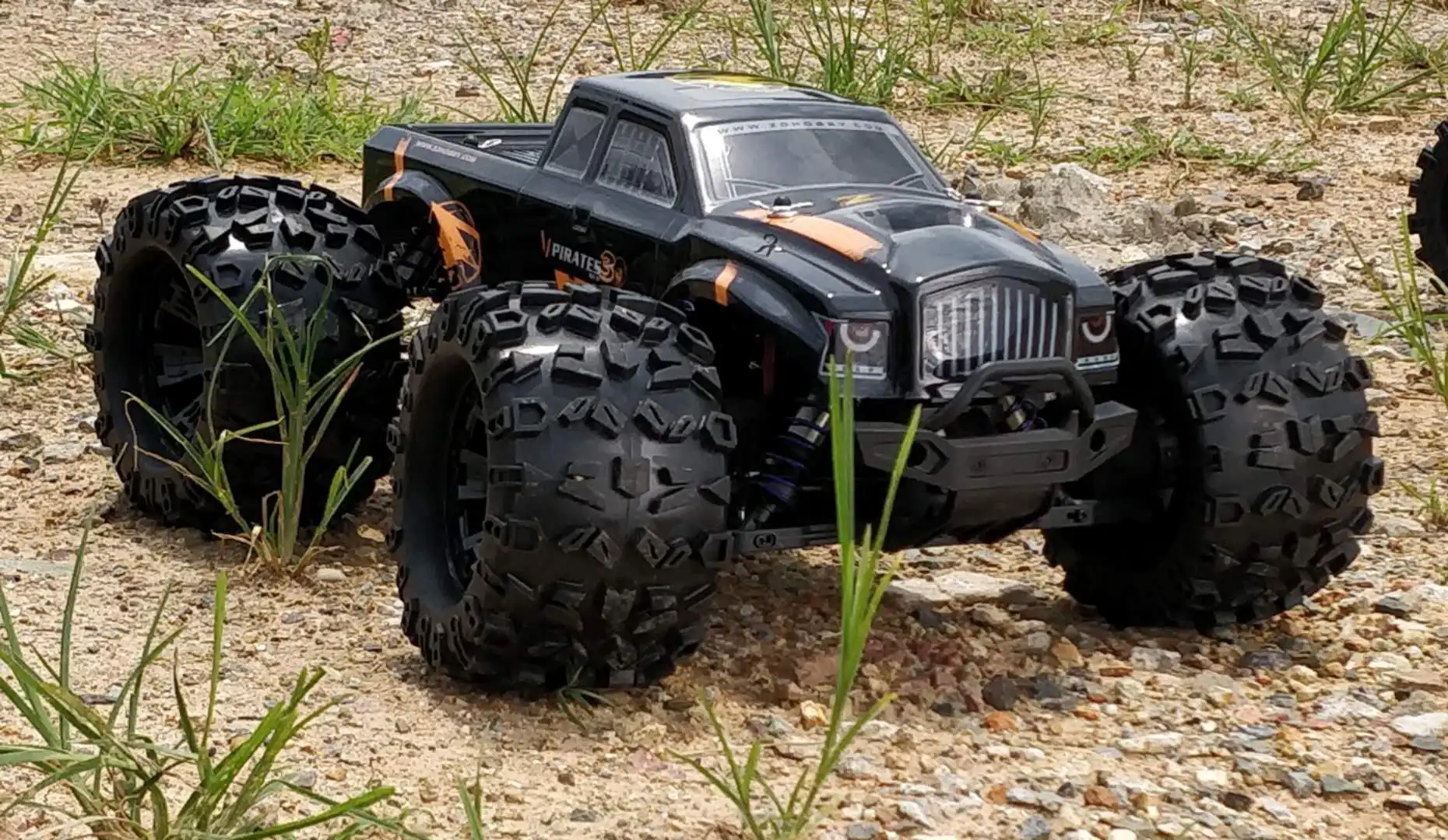 RC1: 8 Monster Truck Профессиональный радиоуправляемый автомобиль с дистанционным управлением подходит для DIY1/8 полномасштабный четырехколесный грузовик Wltoys Радиоуправляемый автомобиль