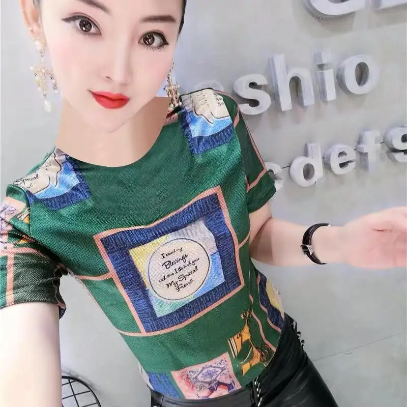 

Summer 2020 new short sleeve T-shirt women's printed small shirt slim fashion slim Joker jacket base shirt summer dress