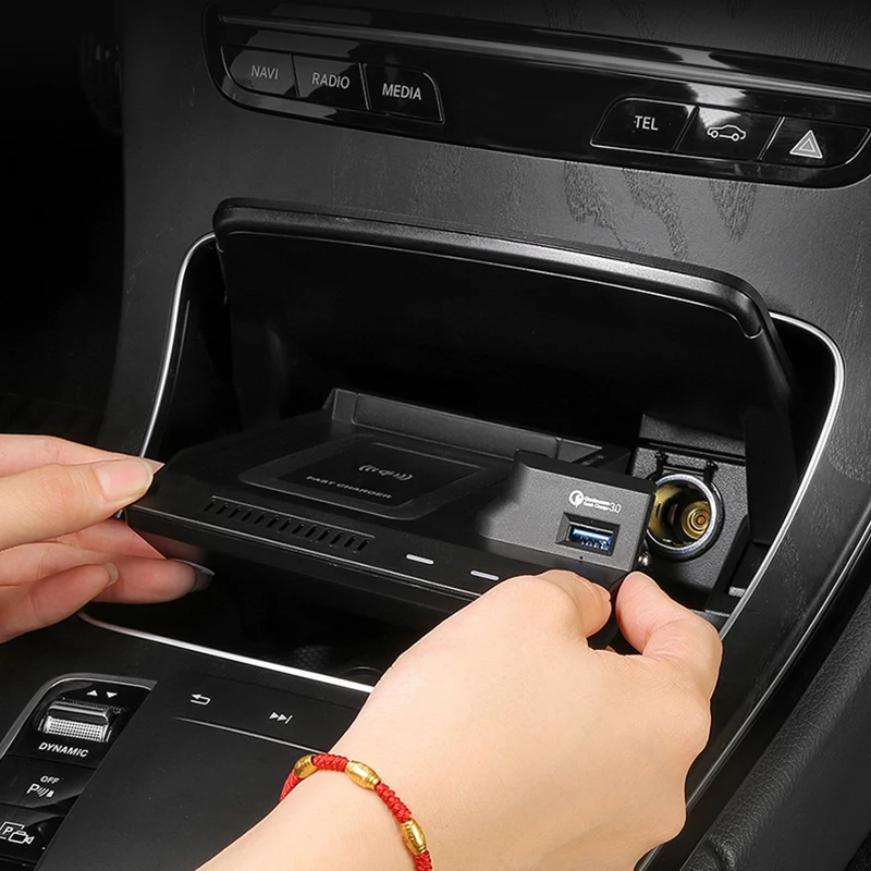 Автомобильное беспроводное зарядное устройство для телефона 15 Вт Mercedes Benz AMG C43 C63