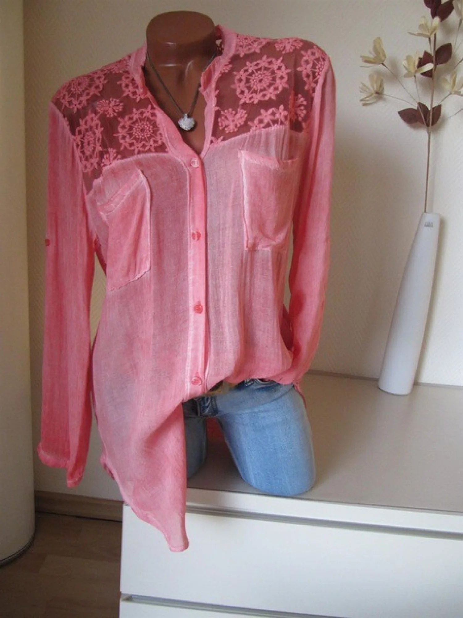 

Casual Tops Womens Shirts Long Sleeve Button Down Shirst Lace Shoulder Blouse Tunic Tops Ladies Blouses and Shirts Bluzka Damska