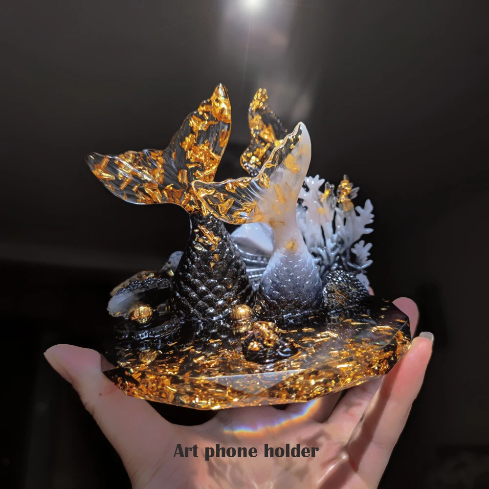 

Creativity Art Phone Holder Resin Creative Desktop Decoration Shiny Mermaid Phone Holder For Iphone 12 Pro For Samsung Noto 10S