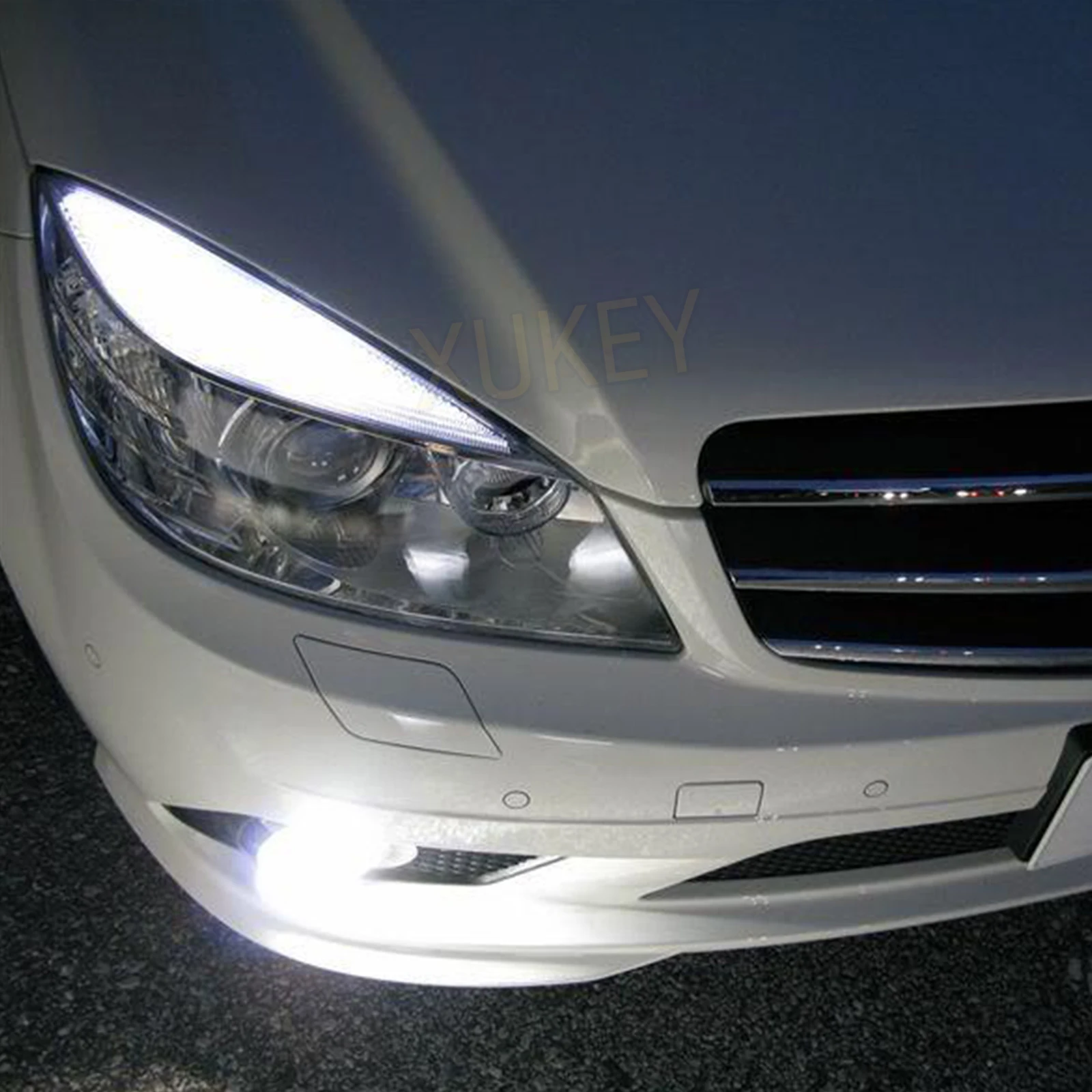 Реснички Mercedes w205