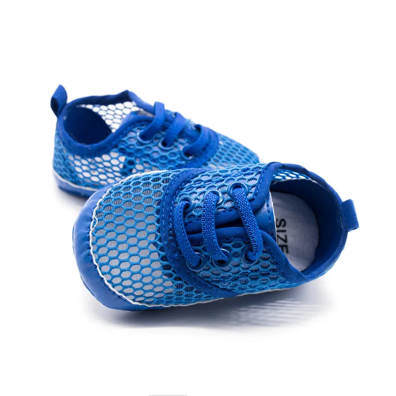 Новинка 2020 года Летние однотонные кроссовки для детей повседневные с