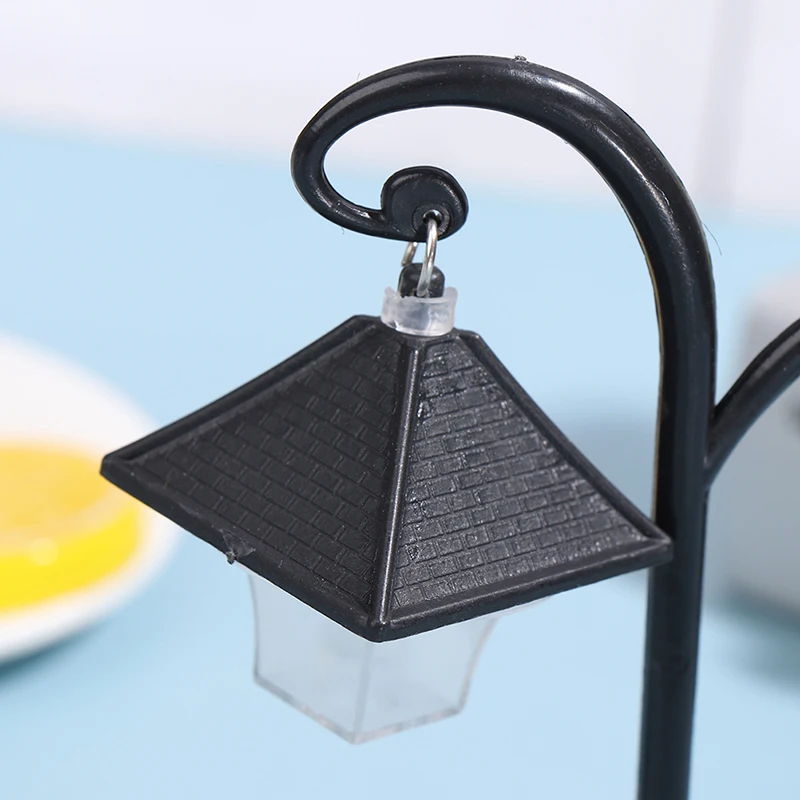 

Mini Road Light Model For Dollhouse Garden Furniture Miniature Decor Toy