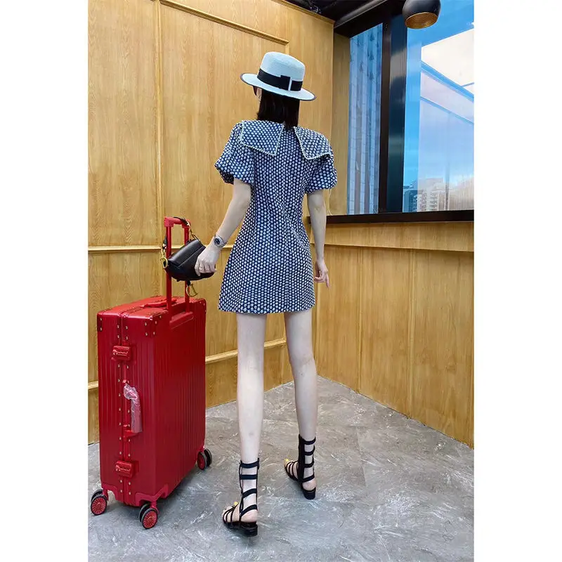 

European station 2021 summer new fashion bubble sleeve frock dress women's short foreign style short skirt European goods tide