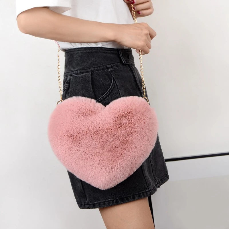 

Новинка, лидер продаж 2021, модная женская сумка в форме сердца, сумки для хранения, женская сумка на цепочке, плюшевая сумка через плечо в форм...