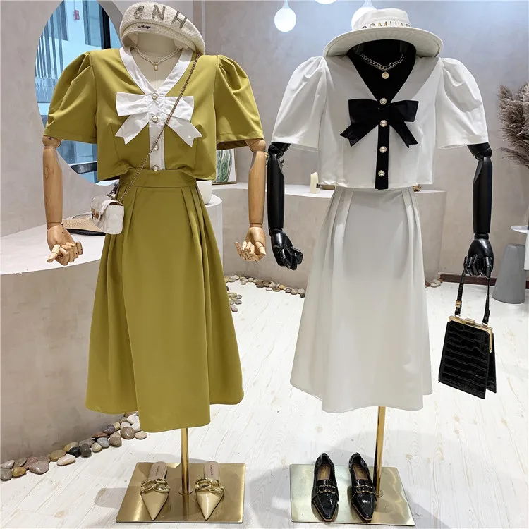 

Женский костюм-двойка с юбкой, топ на пуговицах с бантом и жемчугом, в стиле ретро, юбка с тонкой талией