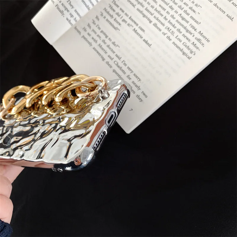

Luxury Gold Wrist Strap Phone Case For iPhone 11 12 Pro Max X XS Max XR 8 7 Plus Shockproof Back Cover