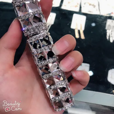 Парфюмерная бутылка портативная мини увлажняющая дорожная бутылка с распылителем Лейка пустые бутылки органайзеры для макияжа Алмазная коробка для хранения - Цвет: No 26