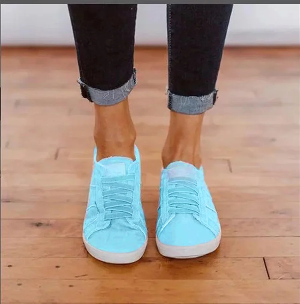 

Women Vintage Sneakers 2021 Spring Autumn Lace Up Comfy Ladies Canvas Shoes 35-43 Large-Sized Female Sport Walking Loafers