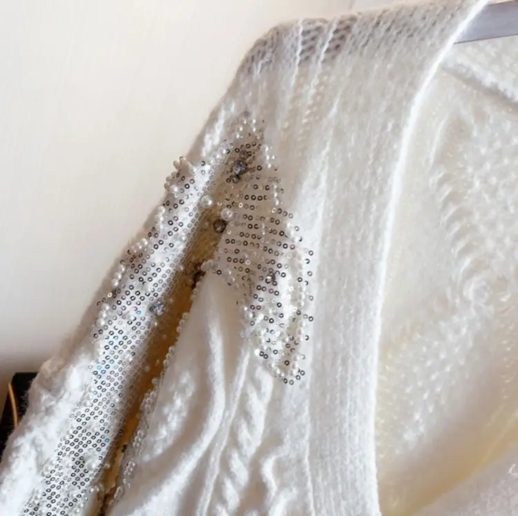

2020 Autumn Shoulder Sequin Embroidery Temperament V-neck Twist Casual All-Match Knitted Cardigan Sweater Jacket Women