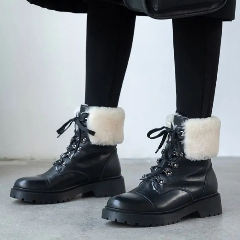 

Tuyoki Women Flat Heel Ankle Boots Real Leather Plush Fur Warm Women Winter Shoes Fashion Short Boots Women Footwear Size 34-40