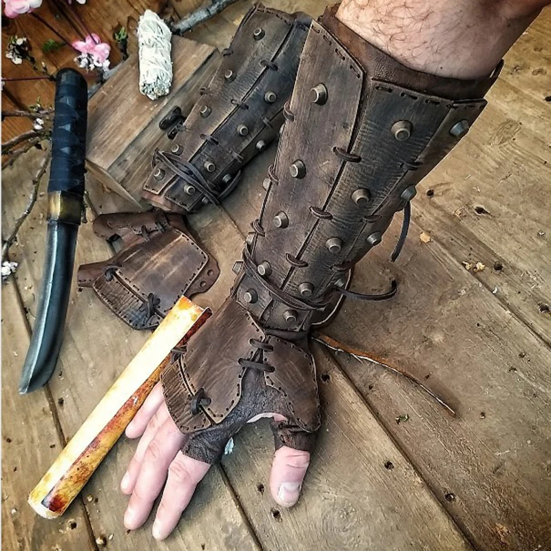 

Halloween Medieval Steampunk Warrior Leather Wrist Guards Long Gloves Gauntlets Viking Knight Cosplay Accessories Wrist Guards