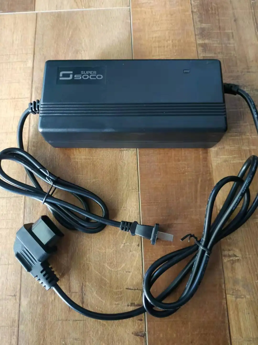 Оригинальное зарядное устройство для Super Soco Tc Ts Ru Max Cu всех моделей | Автомобили и