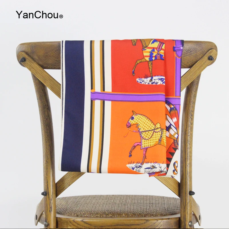 С принтом лошади шелковый шарф Дизайнерские Платки женские квадратной формы с