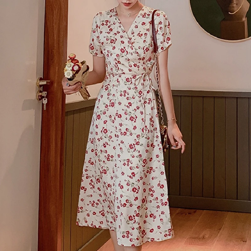 

В Корейском стиле Бохо пляжное платье для отдыха для женщин длинные, красного и абрикосового цвета, шифоновое платье с цветочным рисунком л...