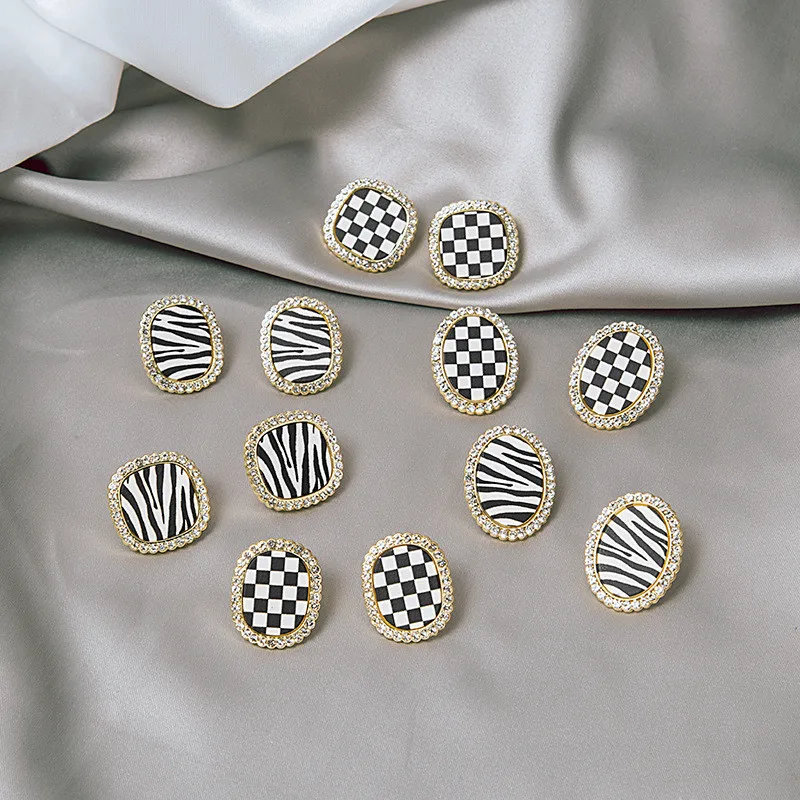 

Vintage Literature Zebra Stripes Earrings Retro Black White Checkerboard Geometric Stud Ear Jewelry Gifts For Women Girls