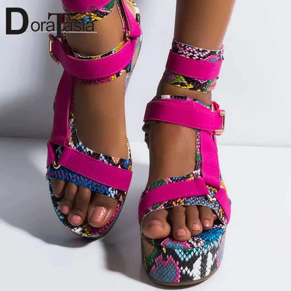 Сандалии DORATASIA женские на платформе роскошные брендовые дизайнерские босоножки