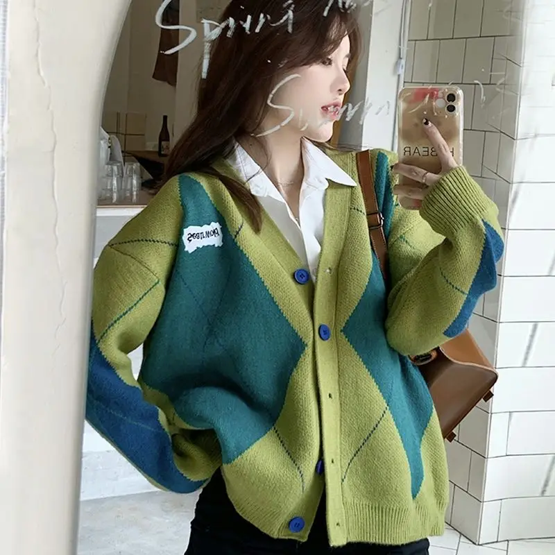 

Женский весенне-осенний Универсальный Свободный вязаный кардиган в стиле ретро с V-образным вырезом