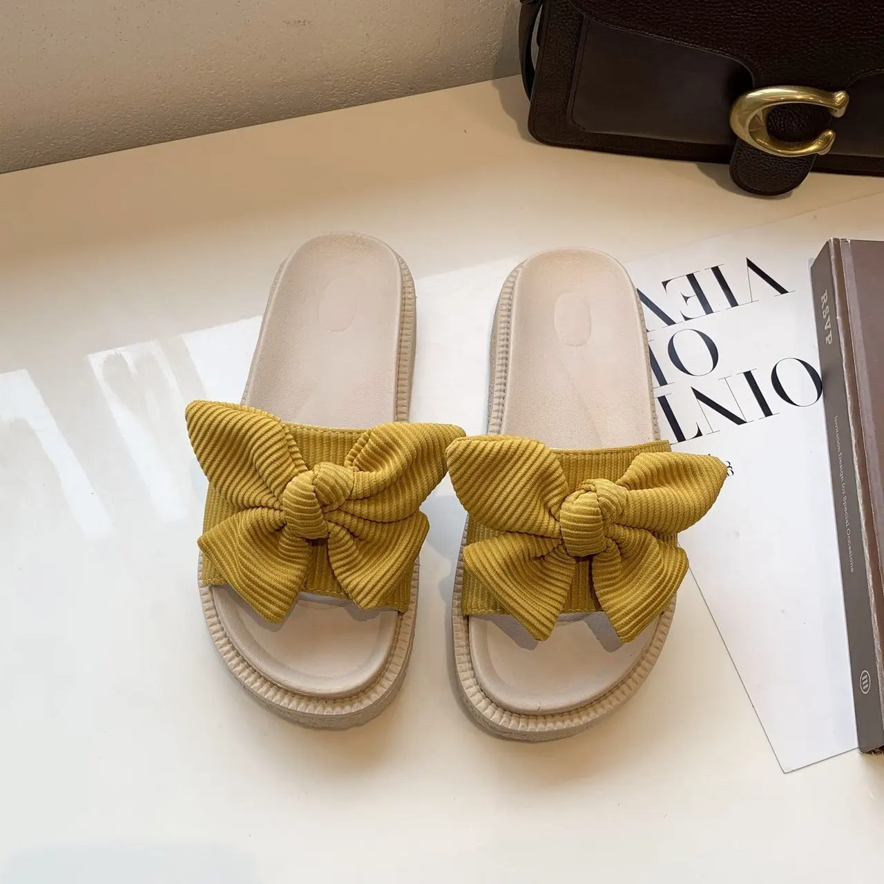 

Low Loafers Shoes Ladies' Slippers Luxury Slides Platform Slipers Women Designer Soft 2021 Rome Fabric PU Fashion Hoof Heels Rub