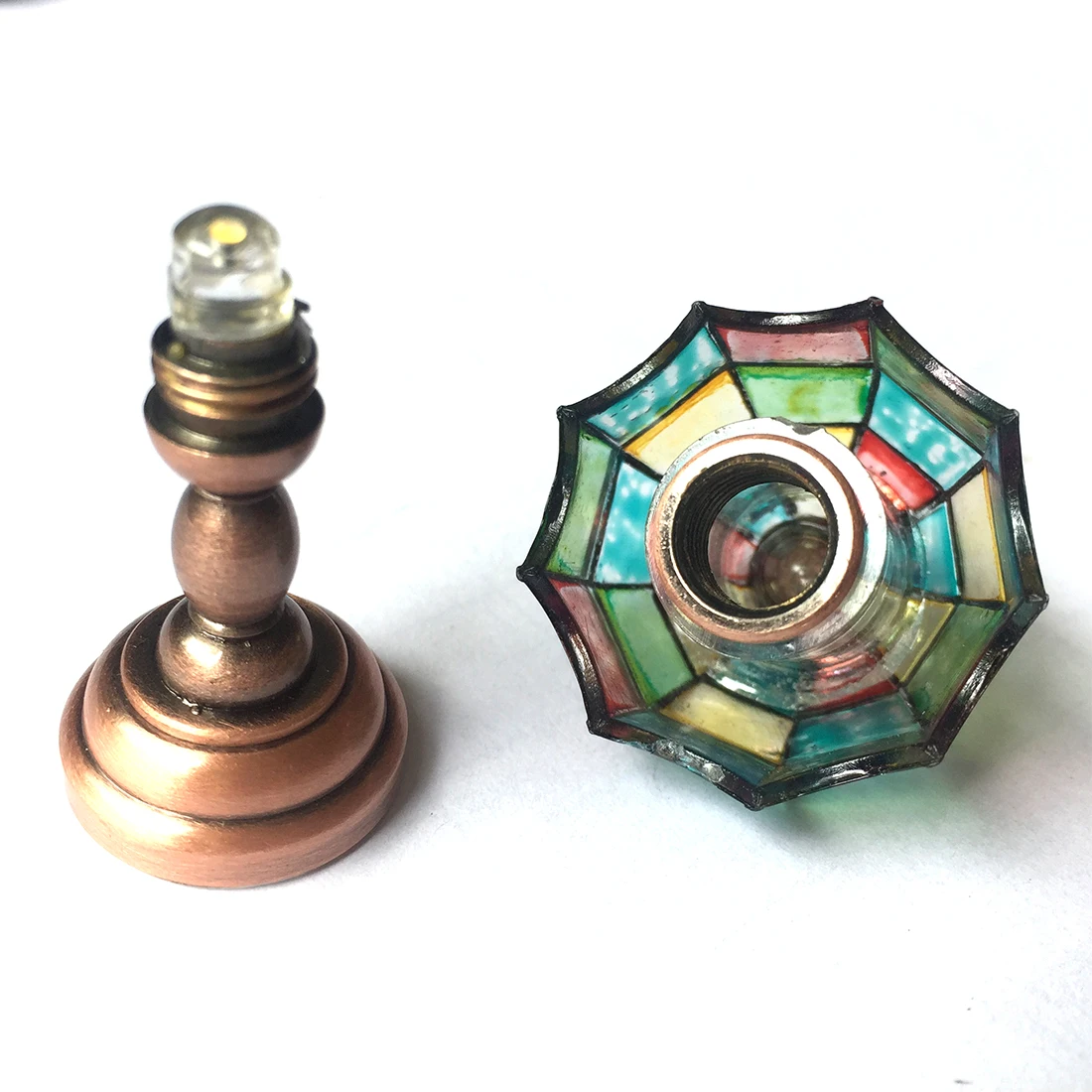 1:12 Кукольный Миниатюрный светодиодный настольный светильник Батарея работает