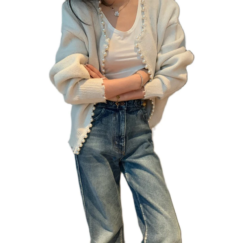 

Short knit sweater women autumn/winter 2021 new elegant temperament versatile long-sleeved cardigan white jacket top