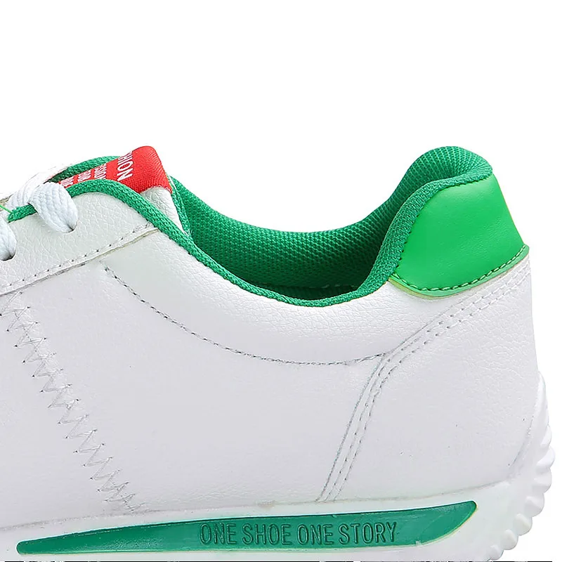 Кроссовки мужские однотонные для студентов колледжа модная спортивная удобная