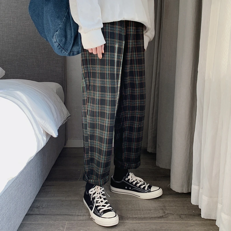 

2020 New Fashion Man Loose Striped Length Trousers Korean Men Plaid Casual Pants Oversized Streetwear Joggers cargo pants men