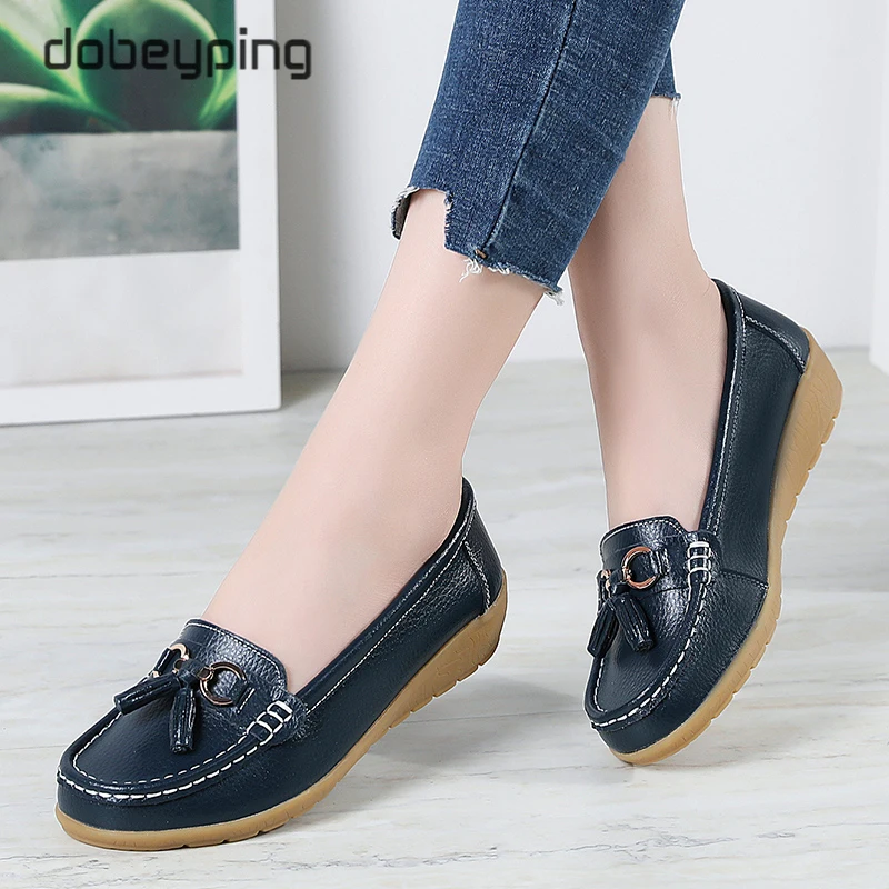 New Genuine Leather Shoes Woman Slip On Women's Flats Moccasins Female Loafers Spring Autumn Soft Mother Shoe Plus Size 35-44