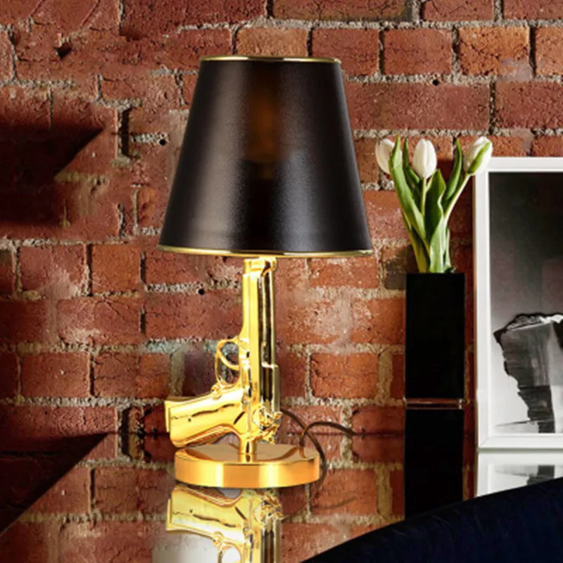 Скандинавский итальянский дизайнерский светильник светодиодная настольная