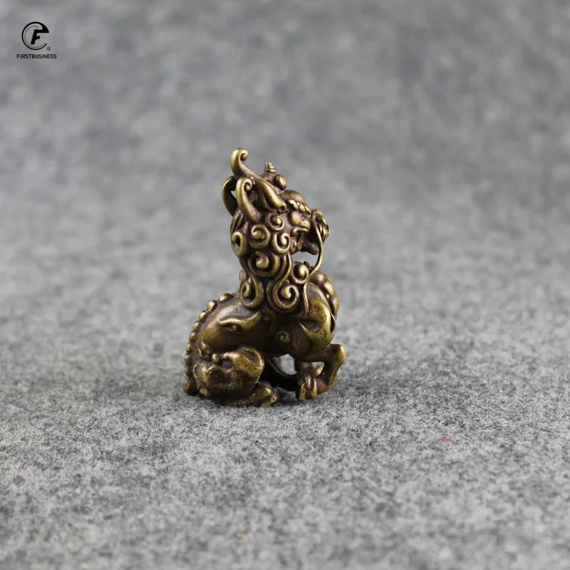Старинный счастливый зверь Суан НИИ бронзовое украшение сын дракона выглядит