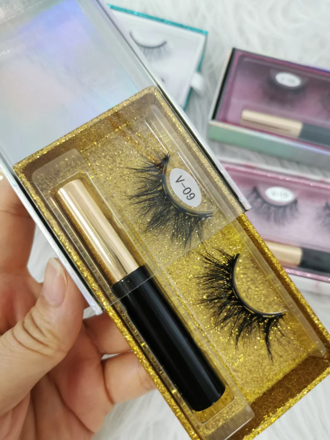 

Wholesale Price 5 Pcs V Series Magnetic Eyelashes Naturally Magnet Eye Lashes Makeup Set With Eyeliner Glue