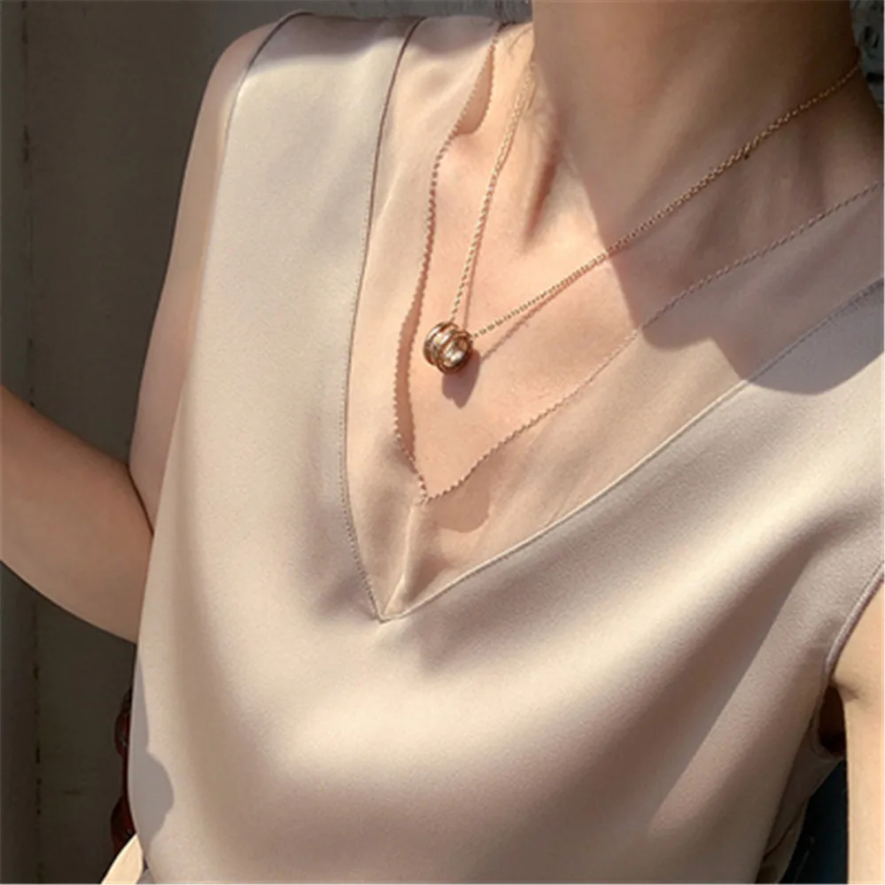 Блузка женская шифоновая черная летняя размера плюс шелковая атласная блузка |