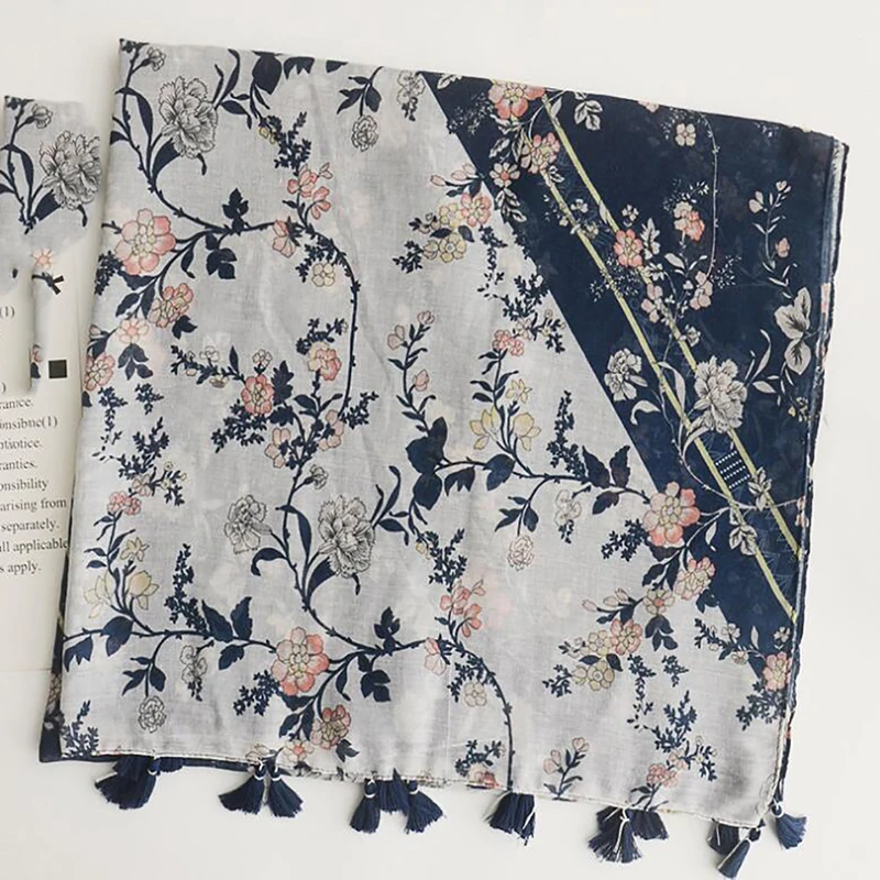 

Summer Shawl Scarves Fashion Female Square Kerchief Shawl Head Scarfs Women Floral Print Balinese Yarn Satin Scarf