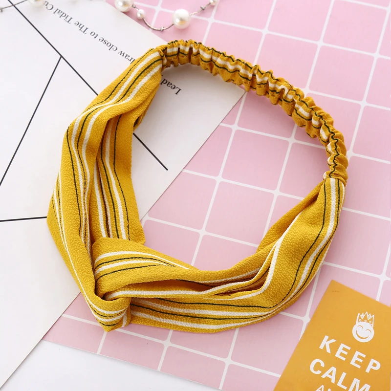 Повязка для волос женская с узлом эластичная лента в полоску аксессуар 1 шт.