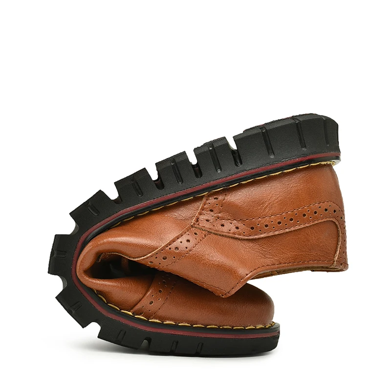 

New Men's Casual Shoes Leather Men's Brogues Shoes Comfortable Breathable Men Business Shoes Fashion Mens Wedding Dress Shoes